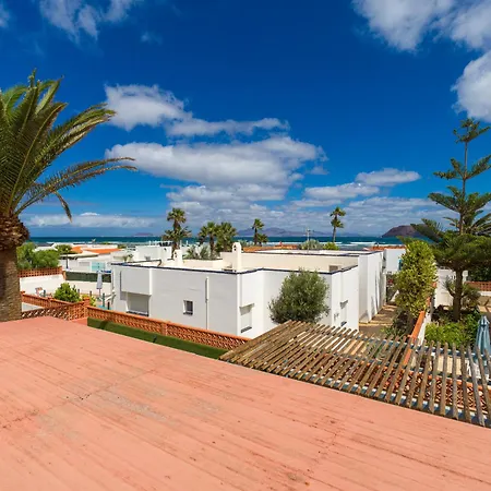 Long By Canariasgetaway Willa Corralejo