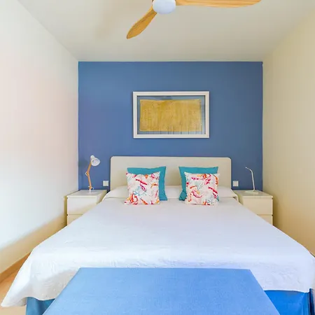 Long By Canariasgetaway