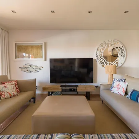 Long By Canariasgetaway *