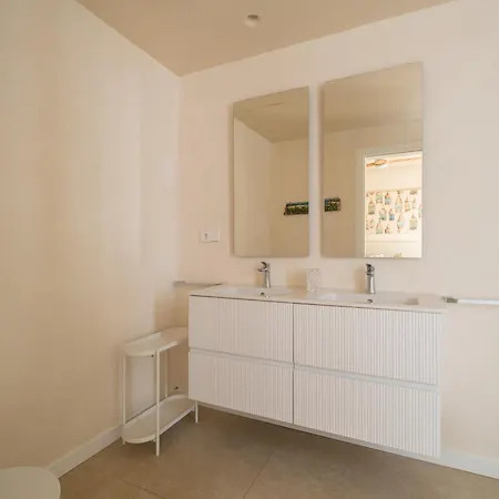 Willa Long By Canariasgetaway