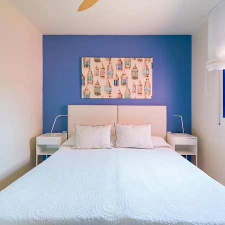 Long By Canariasgetaway