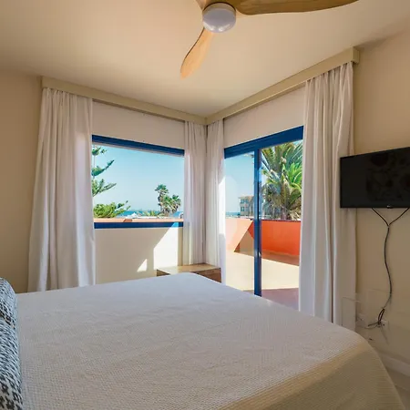 Long By Canariasgetaway Villa *