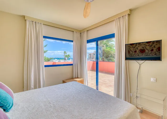 Long By Canariasgetaway Villa *