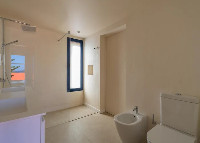 Long By Canariasgetaway Villa *