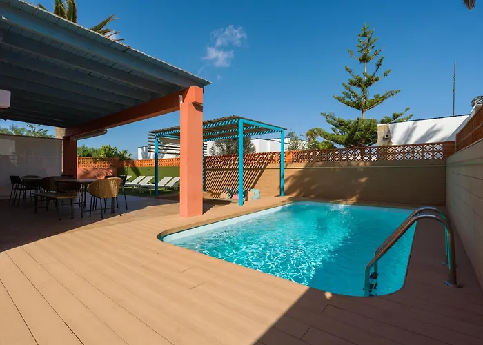 Long By Canariasgetaway *