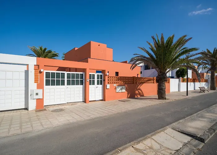 Long By Canariasgetaway Villa Corralejo