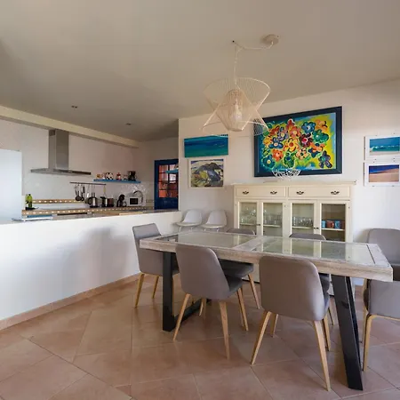 Long By Canariasgetaway *