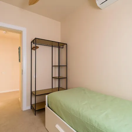 Long By Canariasgetaway וילה קורלחו