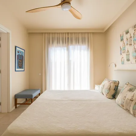 Long By Canariasgetaway *